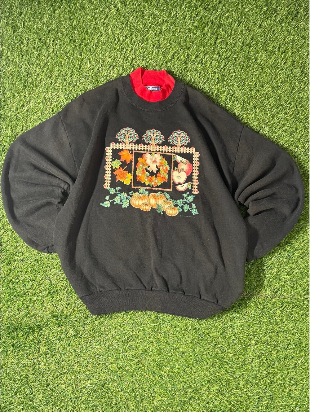 Vintage Fall Design Black Sweatshirt Red Collar 100% Cotton Made in USA Size XL